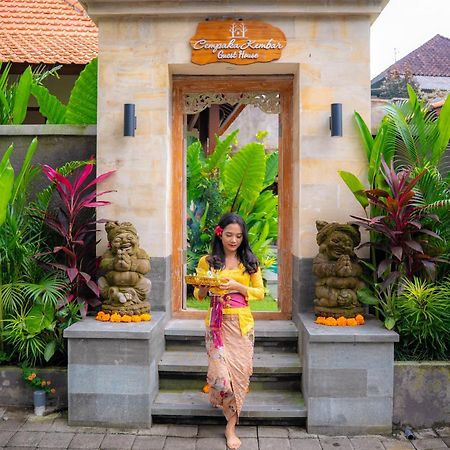 Cempaka Kembar Guest House อูบุด ภายนอก รูปภาพ