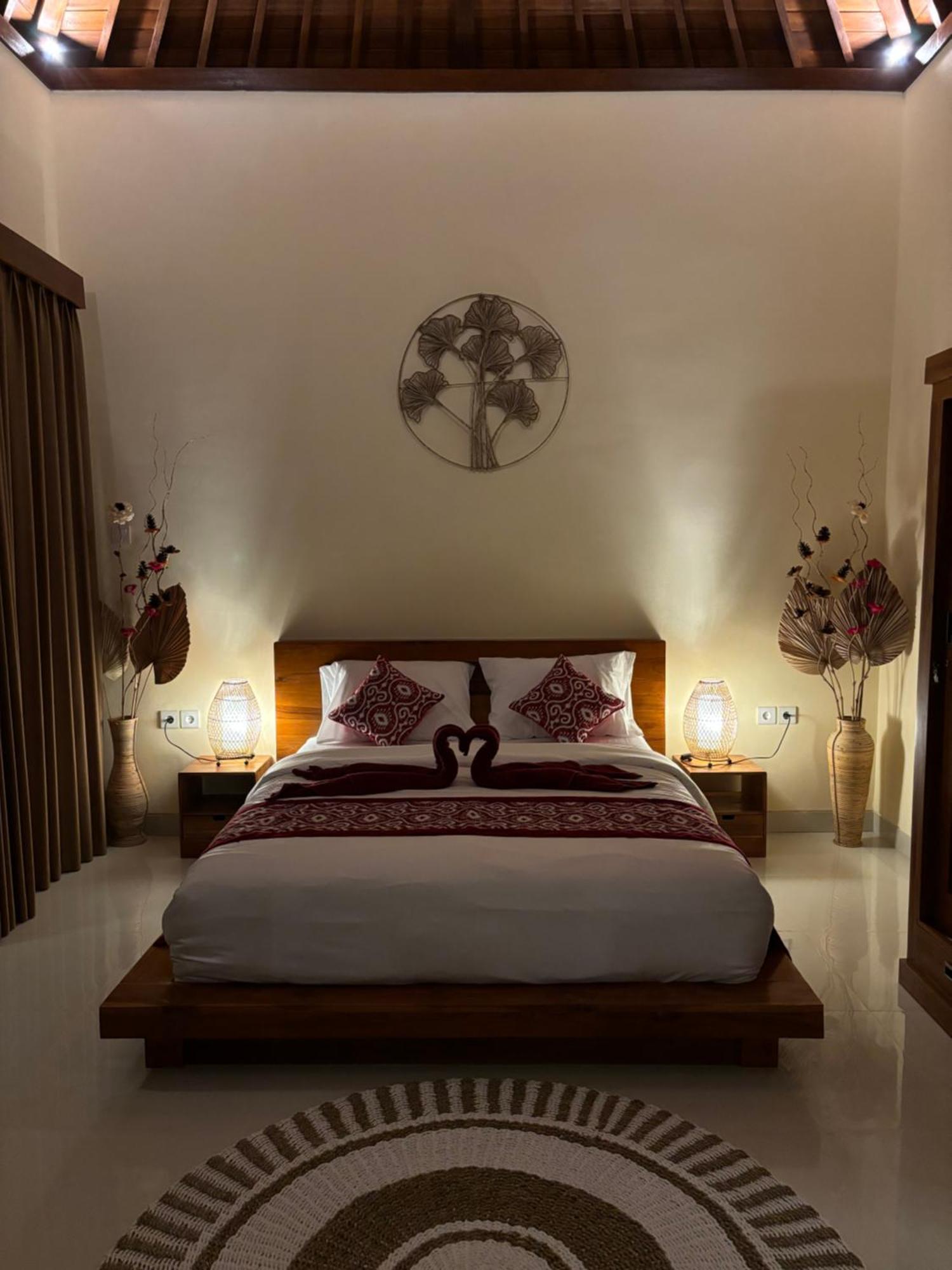 Cempaka Kembar Guest House อูบุด ภายนอก รูปภาพ