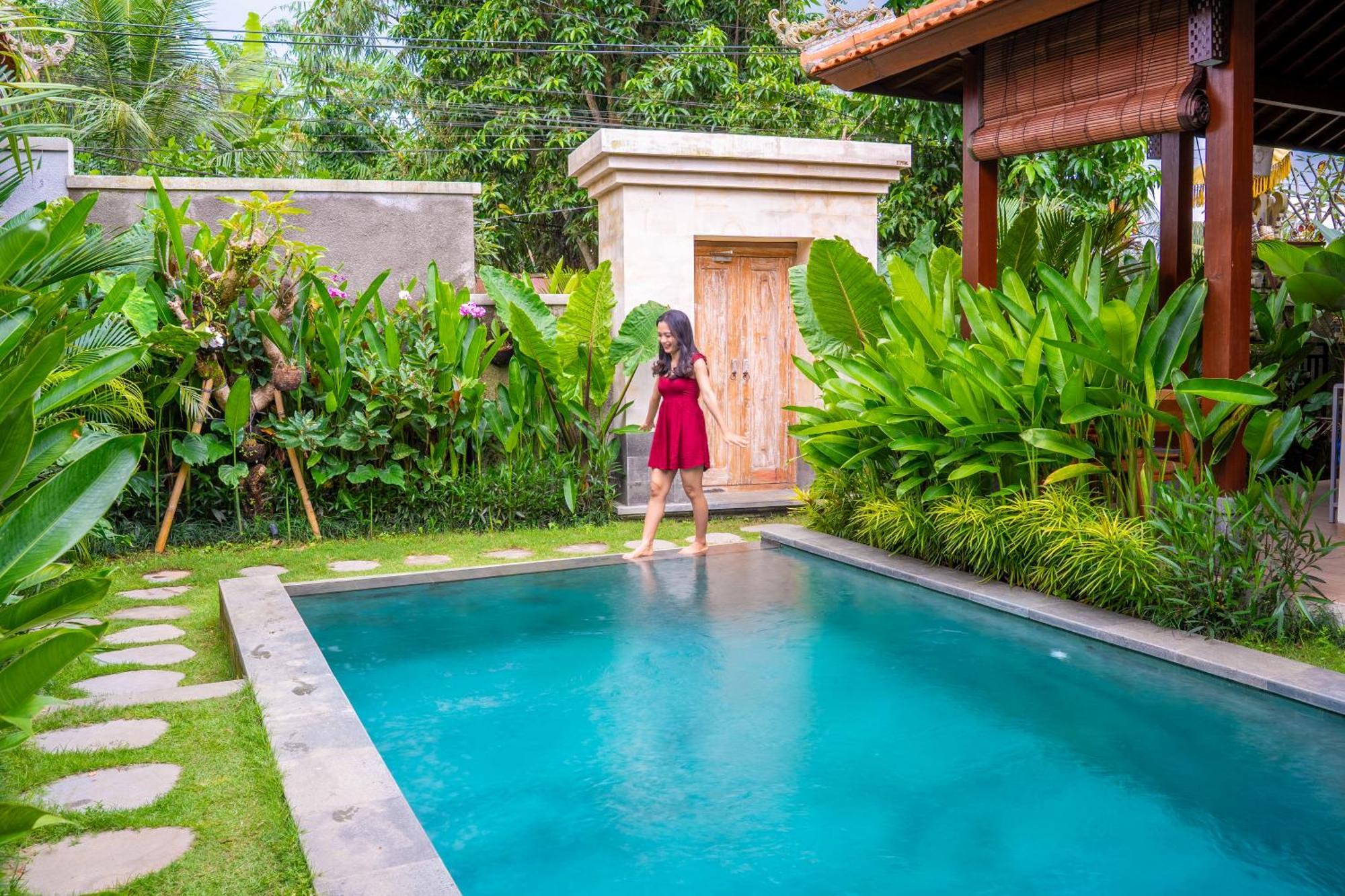 Cempaka Kembar Guest House อูบุด ภายนอก รูปภาพ