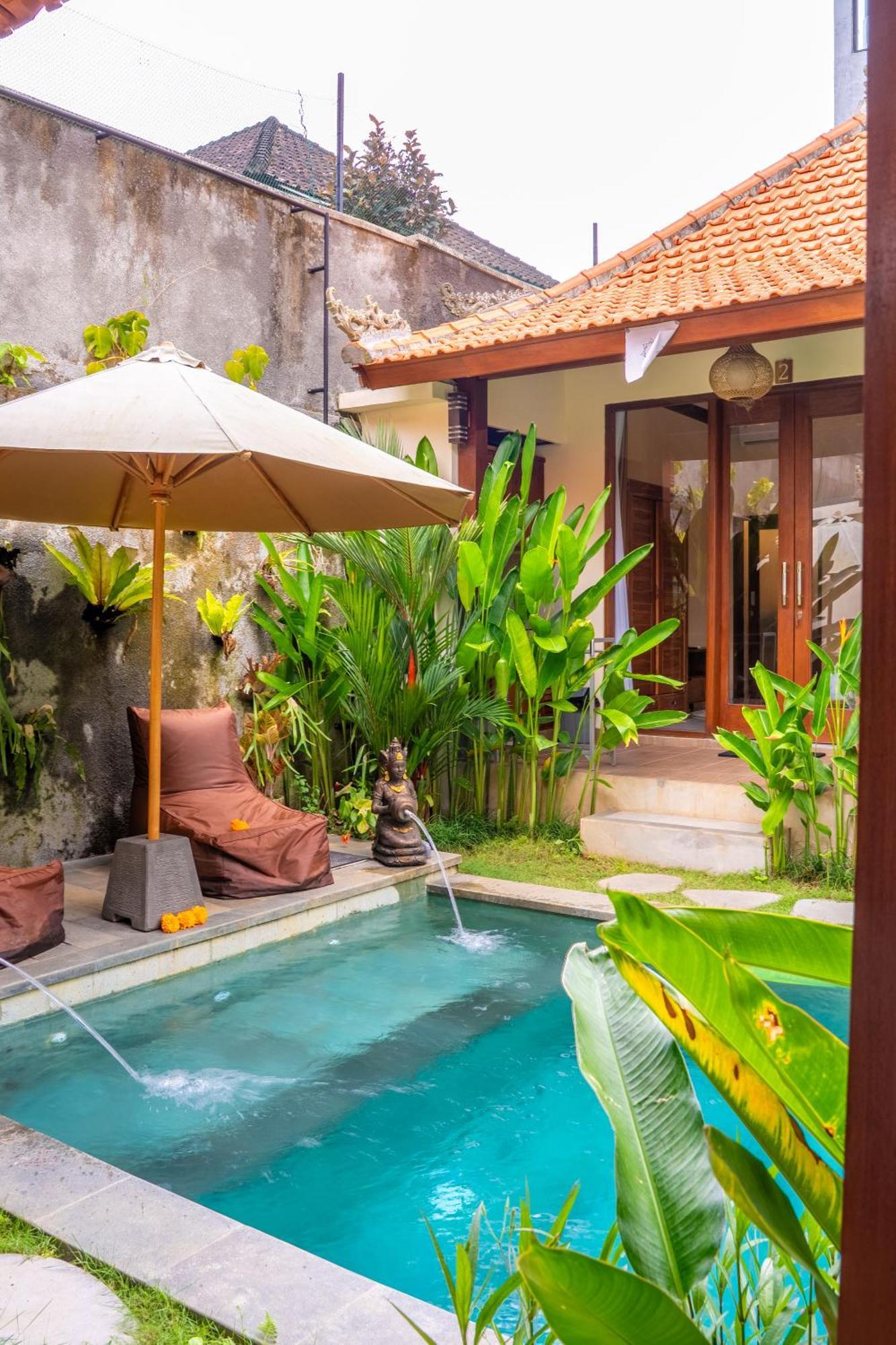 Cempaka Kembar Guest House อูบุด ภายนอก รูปภาพ