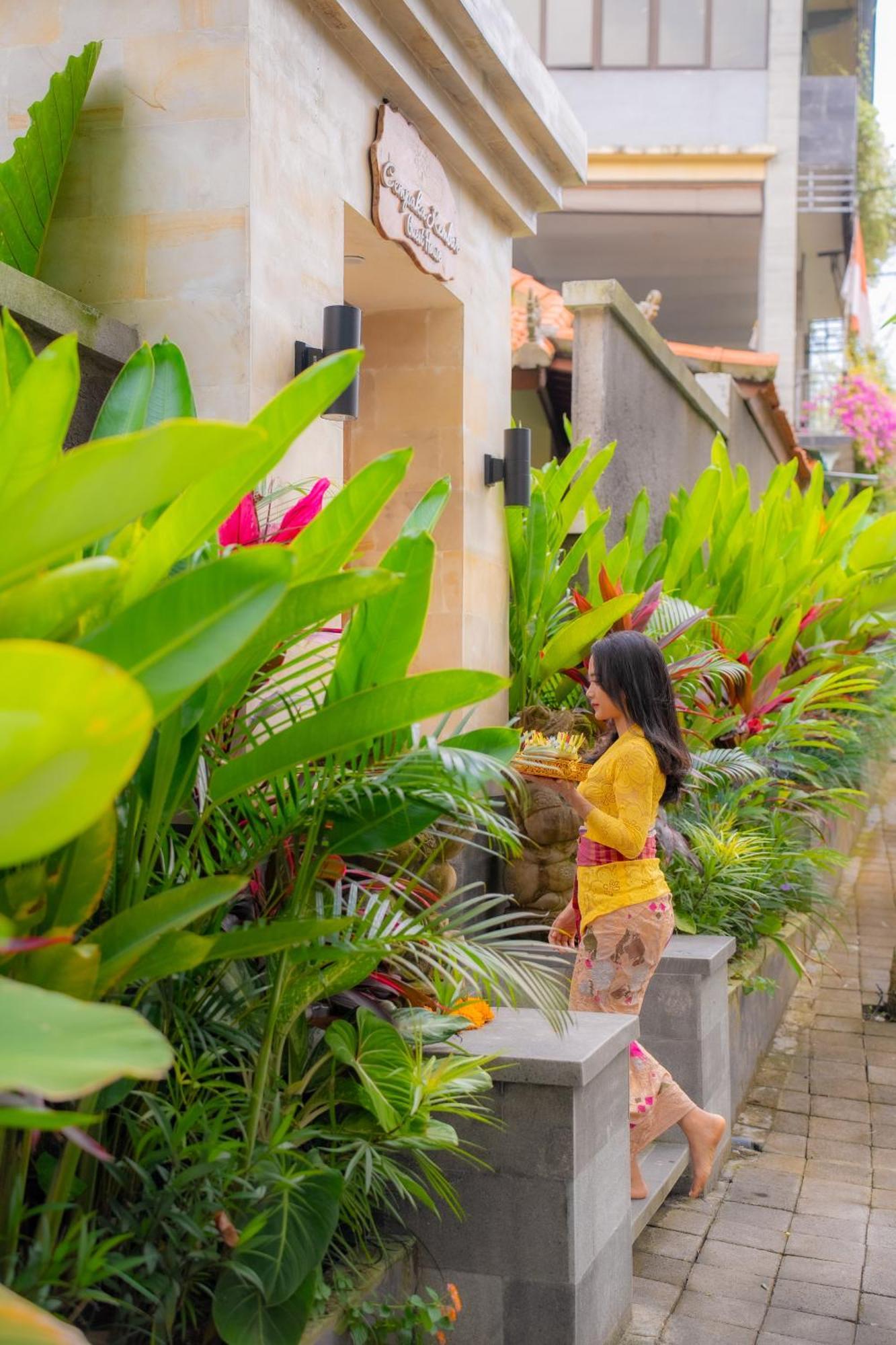 Cempaka Kembar Guest House อูบุด ภายนอก รูปภาพ
