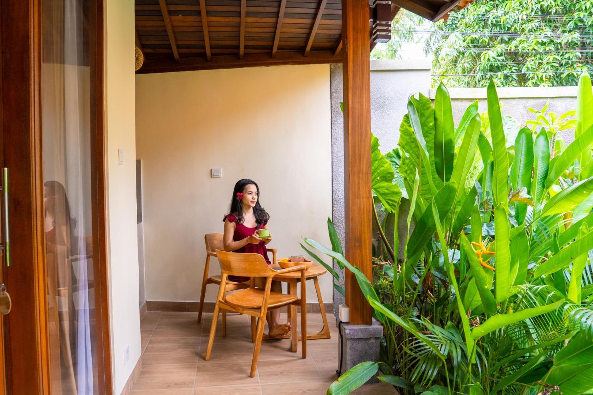 Cempaka Kembar Guest House อูบุด ภายนอก รูปภาพ
