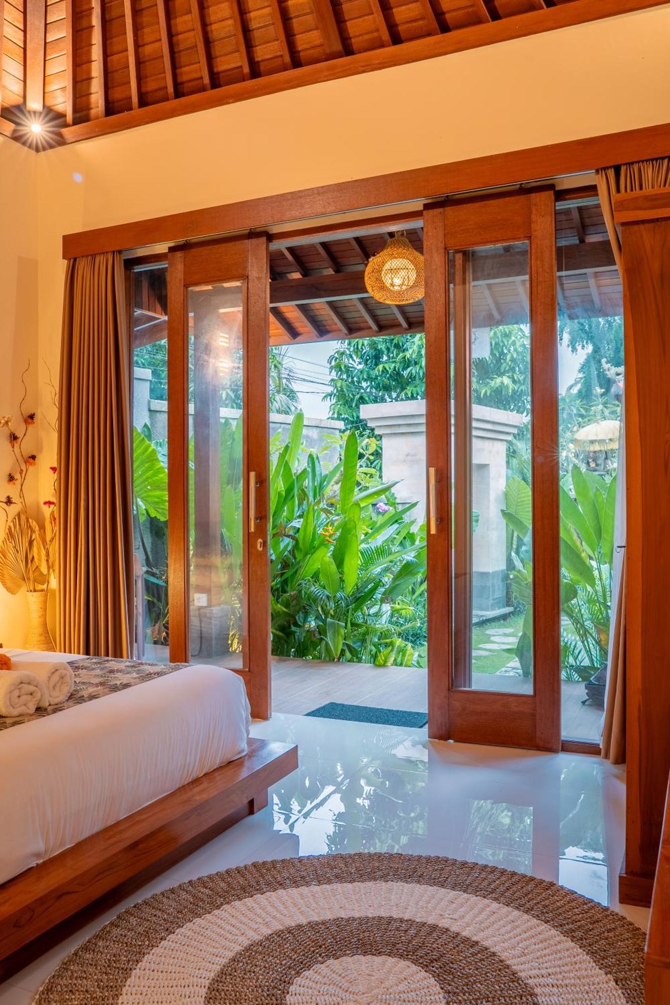 Cempaka Kembar Guest House อูบุด ภายนอก รูปภาพ